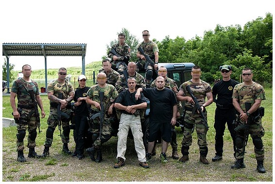 Kapap Krav Maga instructor Avi Nardia demonstrates escrima stick-fighting –  Stock Editorial Photo © guruxox #315081816